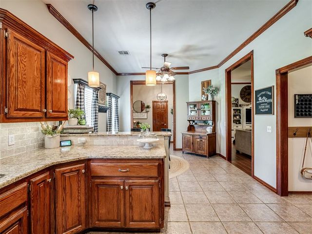916 Winter Park, Blanchard, OK 73010