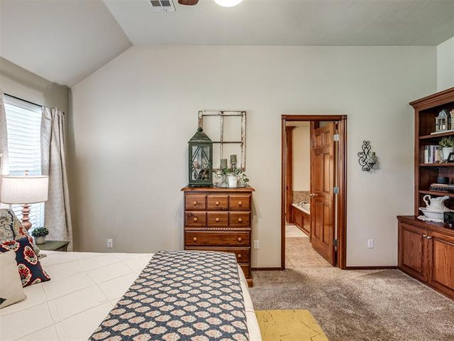 916 Winter Park, Blanchard, OK 73010