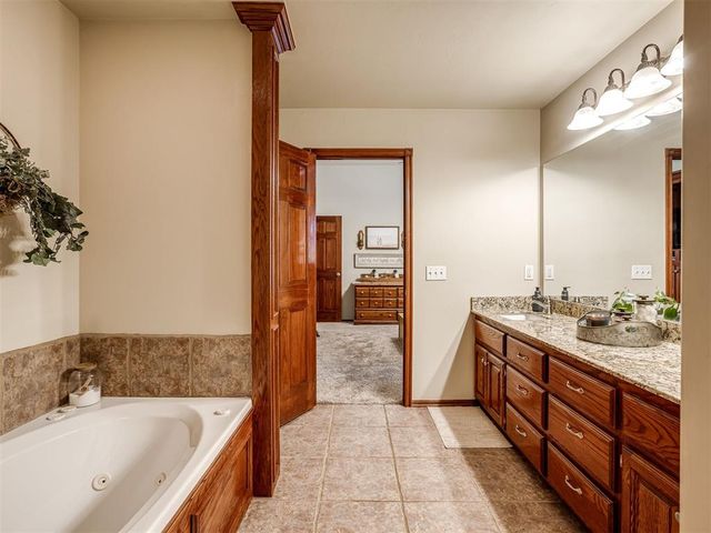 916 Winter Park, Blanchard, OK 73010