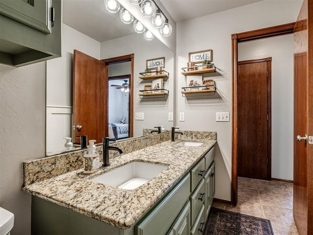 916 Winter Park, Blanchard, OK 73010