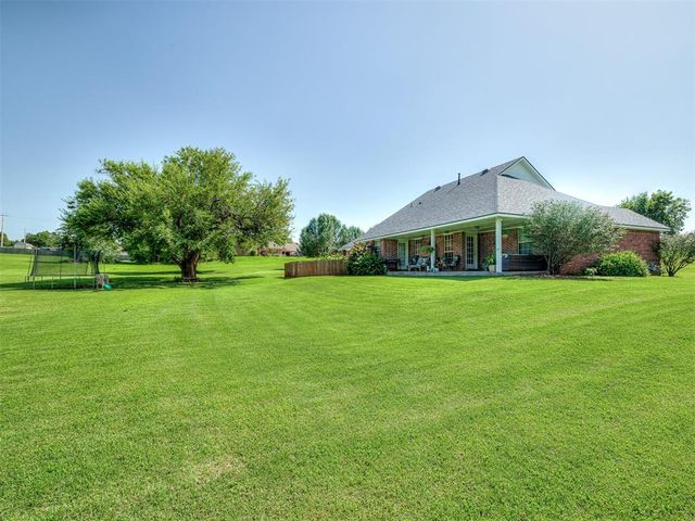 916 Winter Park, Blanchard, OK 73010