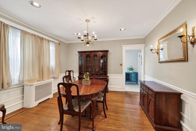 990 E GODFREY AVE, Philadelphia, PA 19124