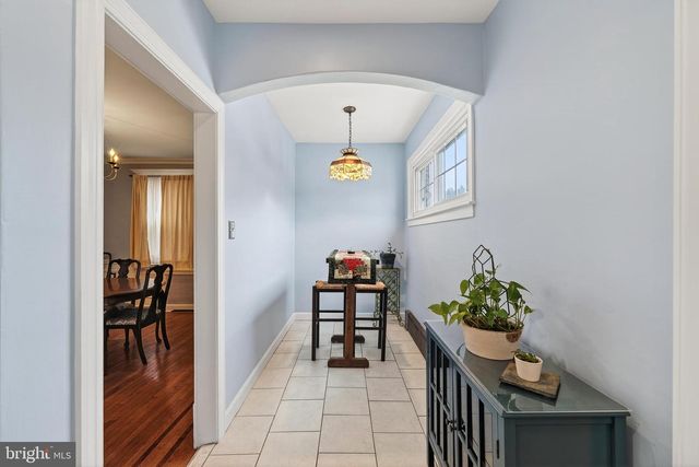 990 E GODFREY AVE, Philadelphia, PA 19124