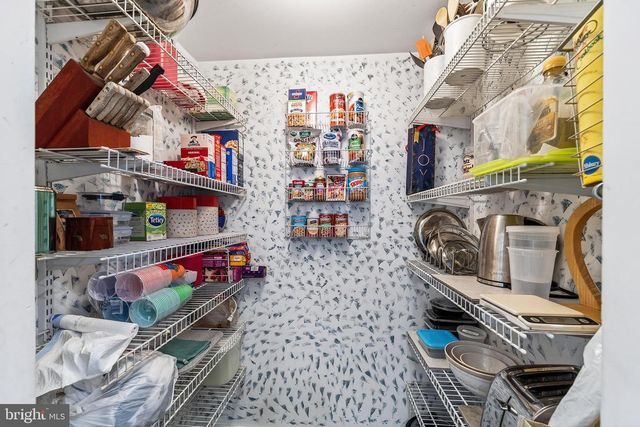 990 E GODFREY AVE, Philadelphia, PA 19124