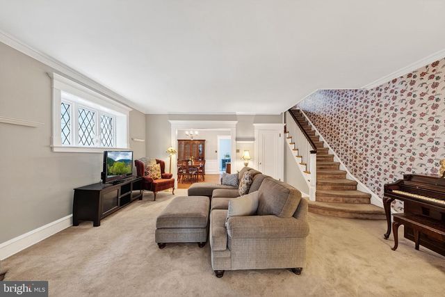 990 E GODFREY AVE, Philadelphia, PA 19124