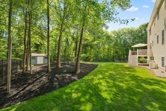 128 Memorial Dr, Shrewsbury, MA 01545
