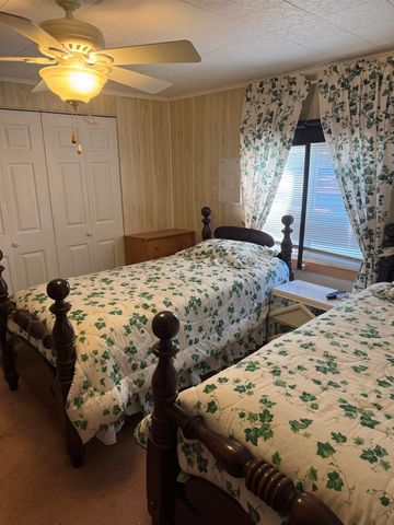 2 Wagon Drive, Brattleboro, VT 05301