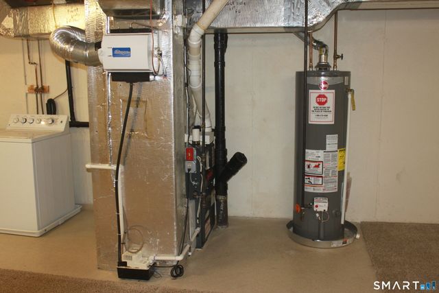 15 Downing Way 15, Suffield, CT 06078