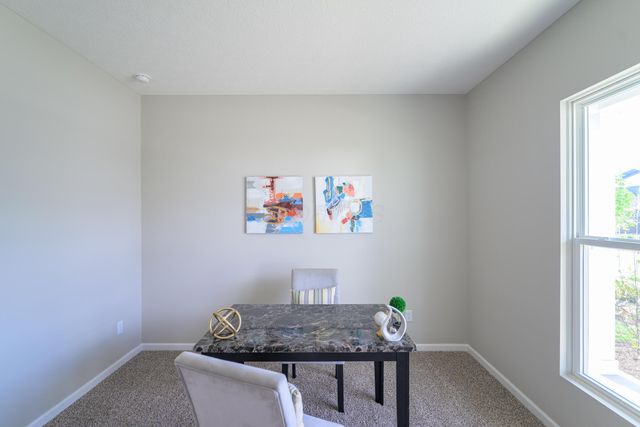 8999 Hawk Hill Way, Plain City, OH 43064