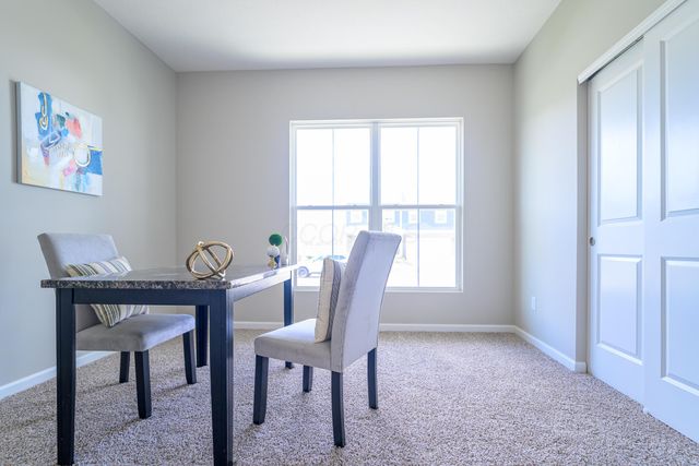8999 Hawk Hill Way, Plain City, OH 43064
