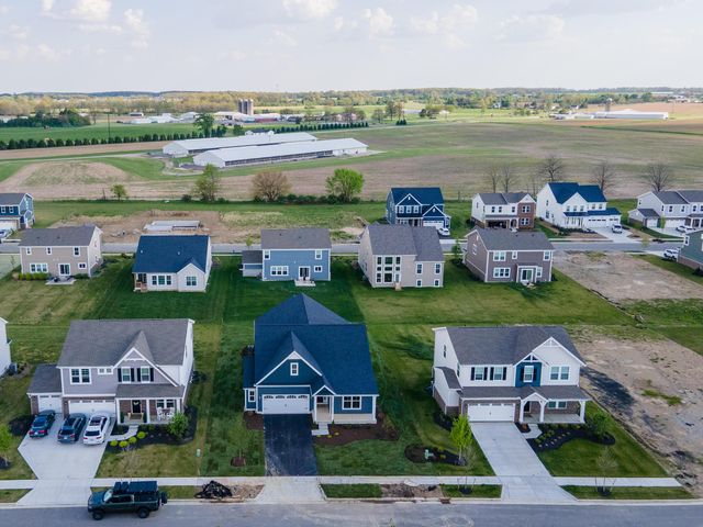 8999 Hawk Hill Way, Plain City, OH 43064