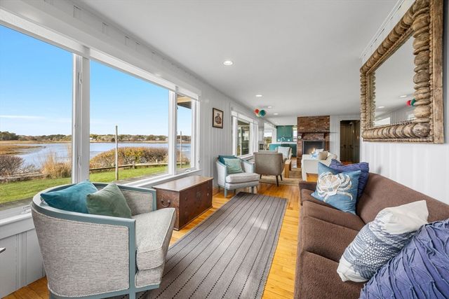 92 Indian Trail, Chatham, MA 02633