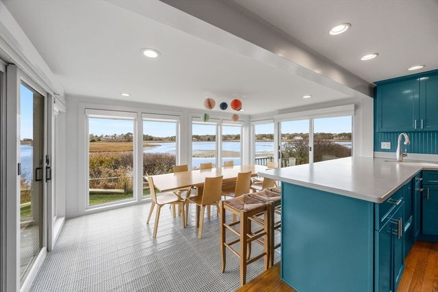 92 Indian Trail, Chatham, MA 02633