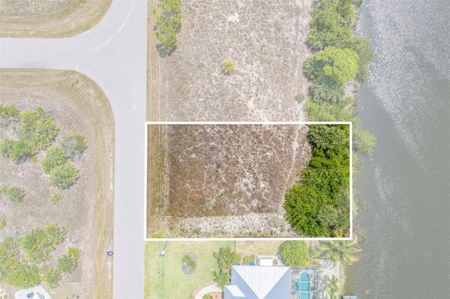 15424 HENNIPEN CIRCLE, Port Charlotte, FL 33981