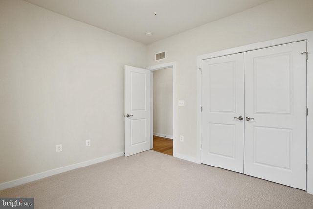6706 PENROSE LN, Hyattsville, MD 20782
