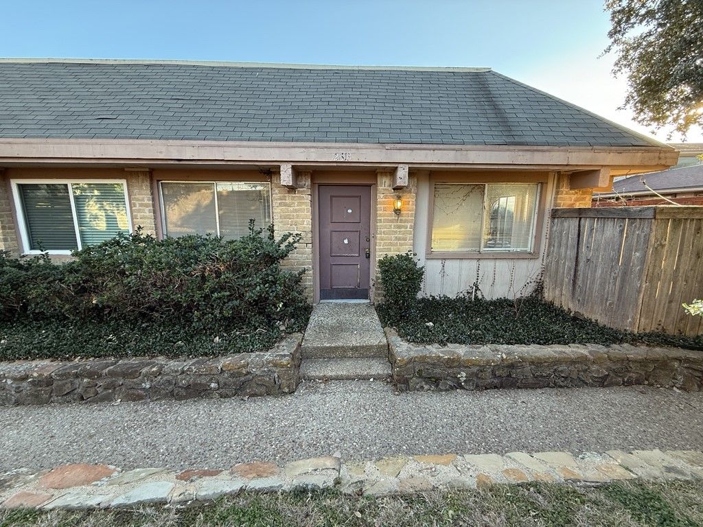 2613 Amherst Court, Irving, TX 75038
