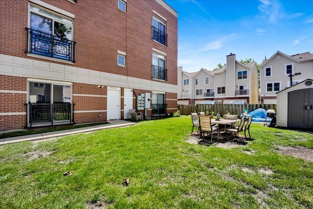 9222 Ewing Avenue 102, Evanston, IL 60203