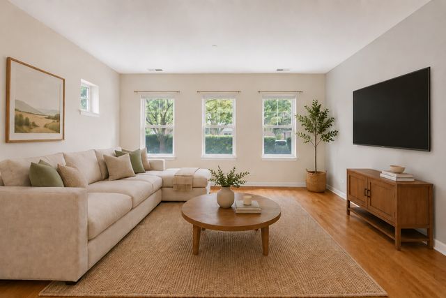 9222 Ewing Avenue 102, Evanston, IL 60203