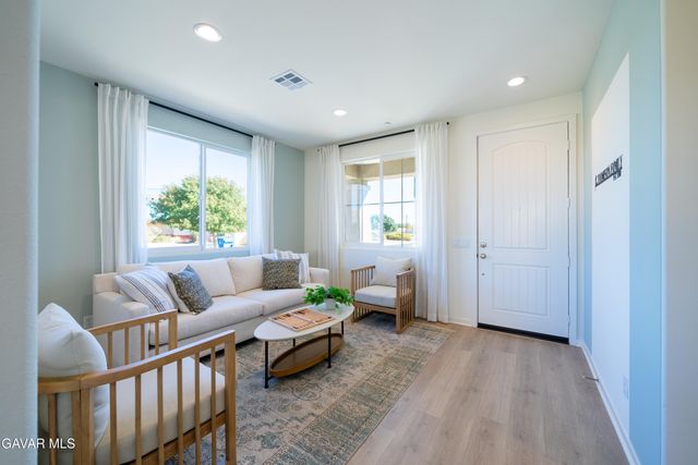 3728 Camino Mia Court, Rosamond, CA 93560