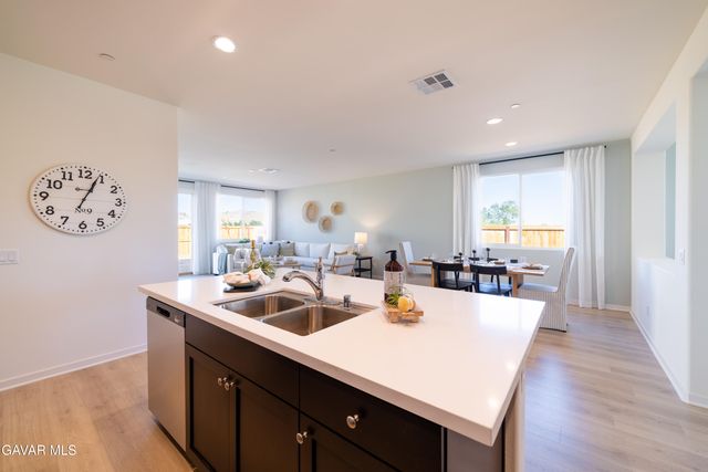 3728 Camino Mia Court, Rosamond, CA 93560