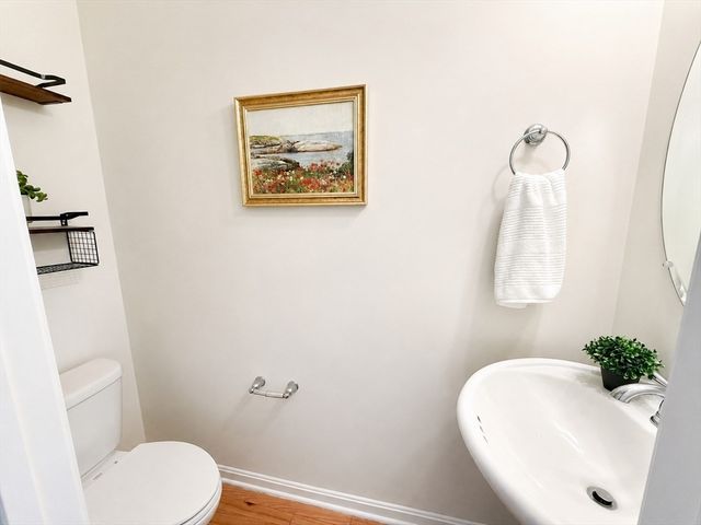 11 Crispwater 11, Hopkinton, MA 01748