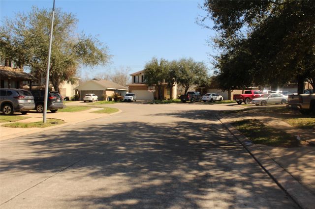 3819 Aurora Mist Lane, Houston, TX 77053