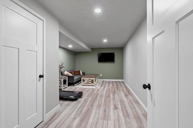 2066 FESCUE WAY, Suamico, WI 54313