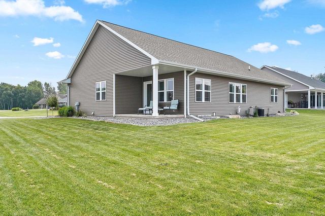 2066 FESCUE WAY, Suamico, WI 54313