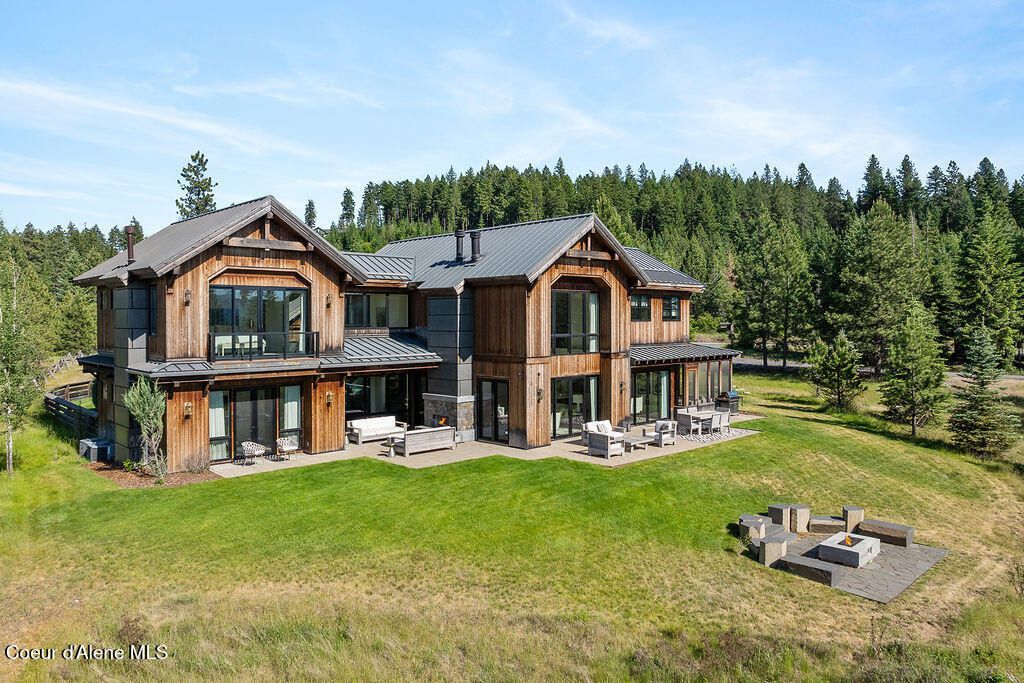 8033 S Gozzer RD, Harrison, ID 83833 photo 8