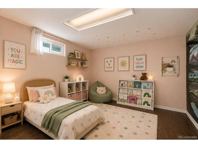 362 S Salem St, Aurora, CO 80012
