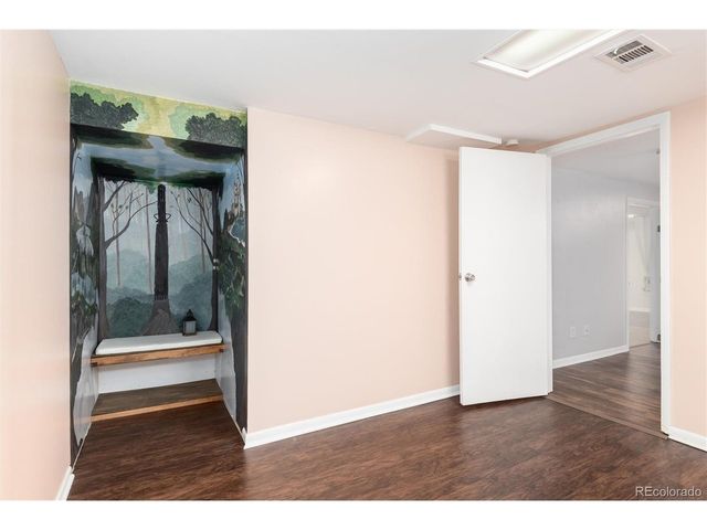 362 S Salem St, Aurora, CO 80012