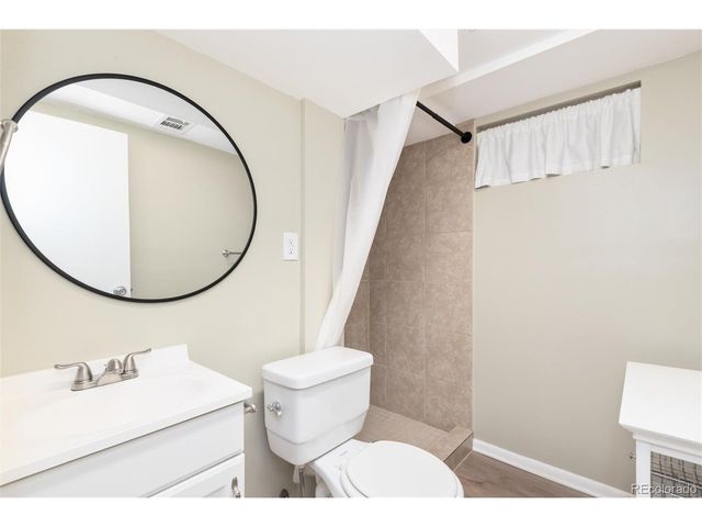 362 S Salem St, Aurora, CO 80012
