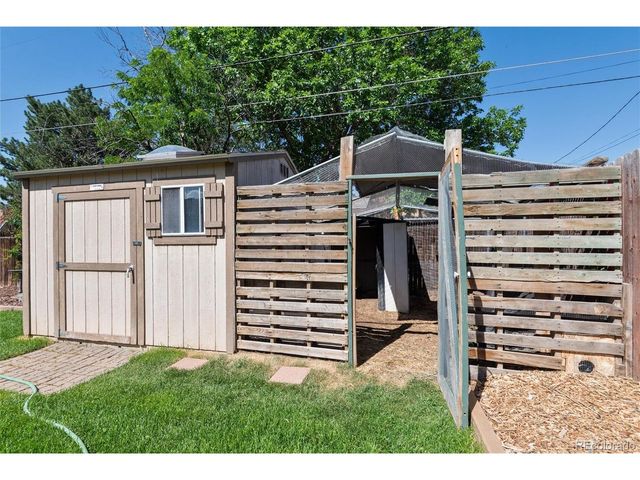 362 S Salem St, Aurora, CO 80012