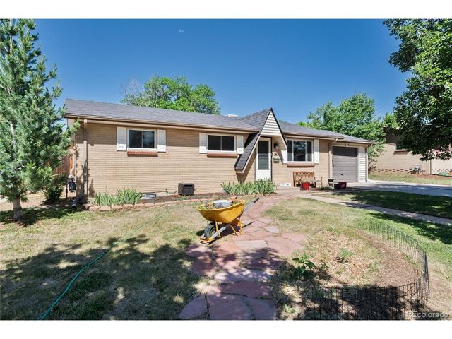 362 S Salem St, Aurora, CO 80012