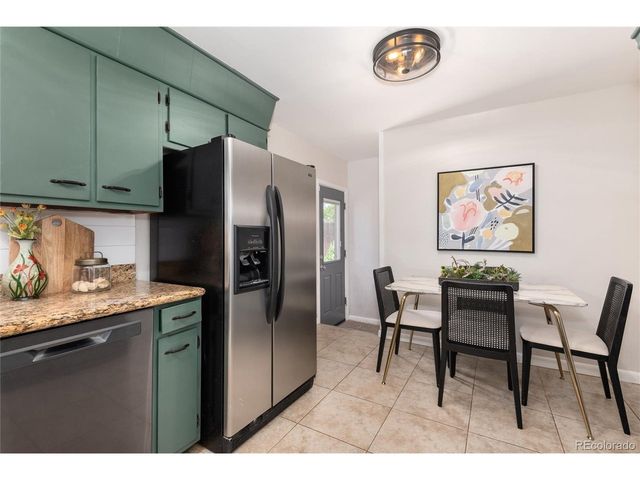 362 S Salem St, Aurora, CO 80012