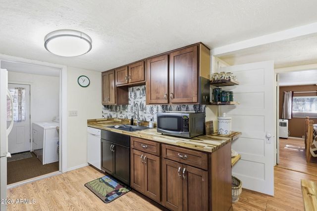 2169 FOREST PARK Drive, Overgaard, AZ 85933