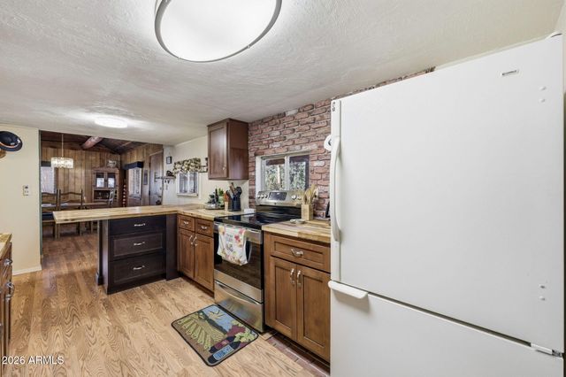 2169 FOREST PARK Drive, Overgaard, AZ 85933