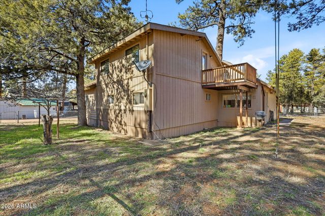 2169 FOREST PARK Drive, Overgaard, AZ 85933