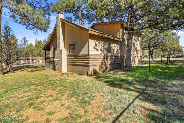 2169 FOREST PARK Drive, Overgaard, AZ 85933