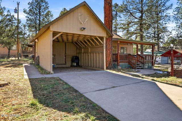 2169 FOREST PARK Drive, Overgaard, AZ 85933