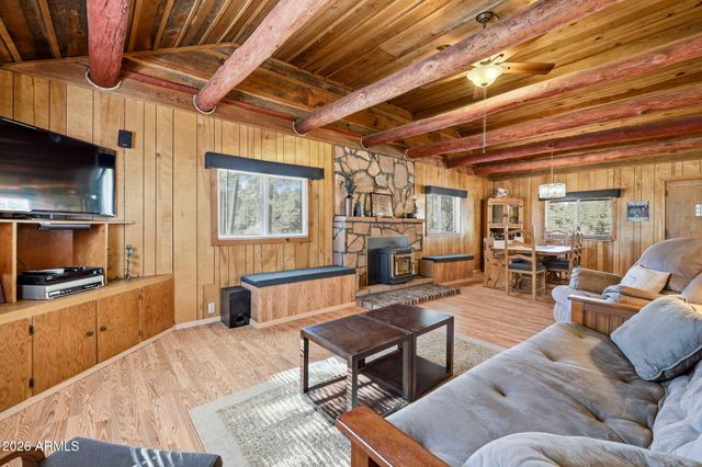 2169 FOREST PARK Drive, Overgaard, AZ 85933