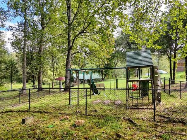 147 Sawyer Cove Road, Hayesville, NC 28904