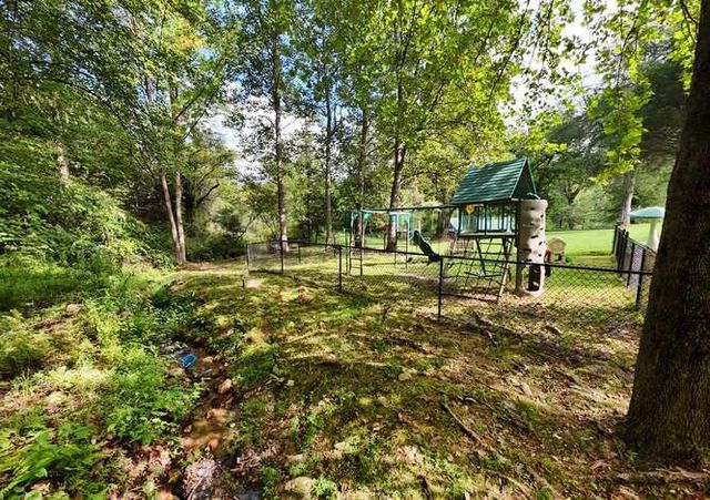 147 Sawyer Cove Road, Hayesville, NC 28904