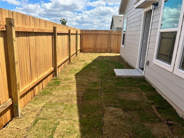543 Gabbro GDN, San Marcos, TX 78656