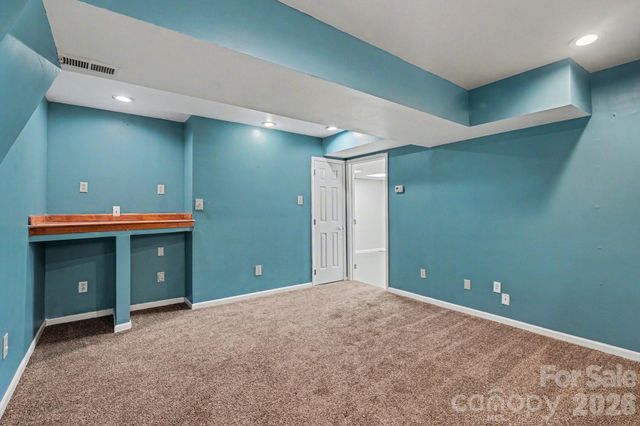 2724 Artesian Court, Charlotte, NC 28270