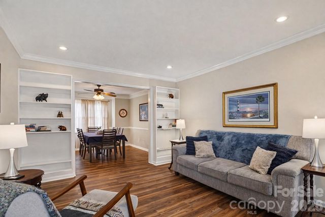 2724 Artesian Court, Charlotte, NC 28270