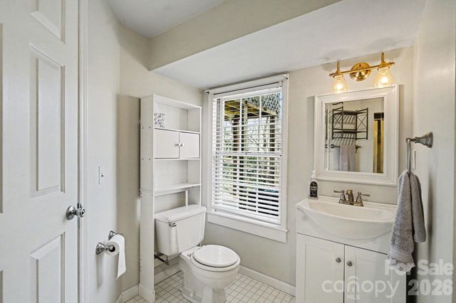 2724 Artesian Court, Charlotte, NC 28270