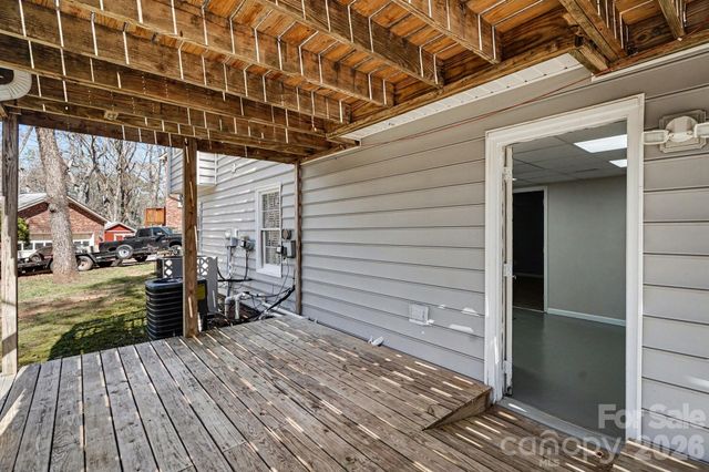 2724 Artesian Court, Charlotte, NC 28270