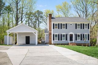 2724 Artesian Court, Charlotte, NC 28270