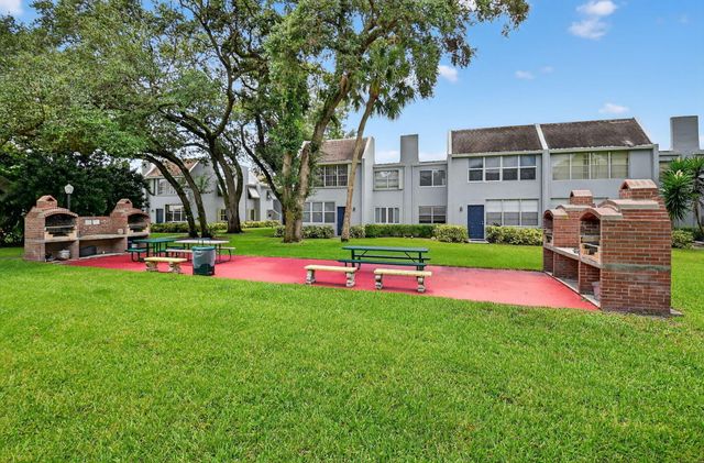 2760 SW 22nd Avenue 1707, Delray Beach, FL 33445